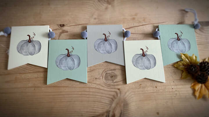 Wooden Pumpkin Bunting