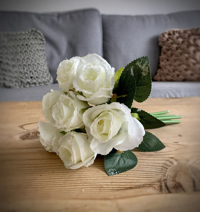 Hand Tied Ivory Mini Bud Rose Posey