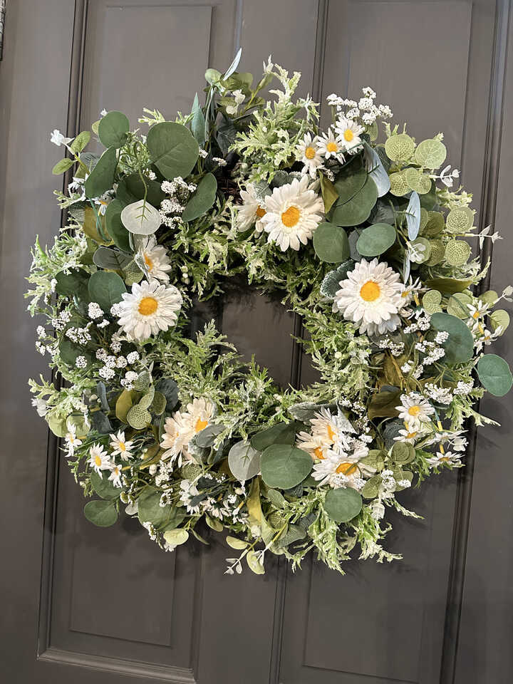 Daisy Wreath