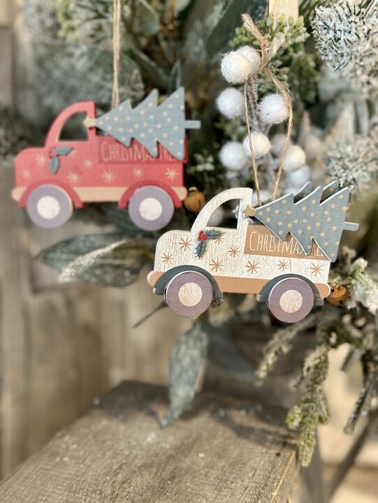 Hanging Wooden Christmas Tree Truck