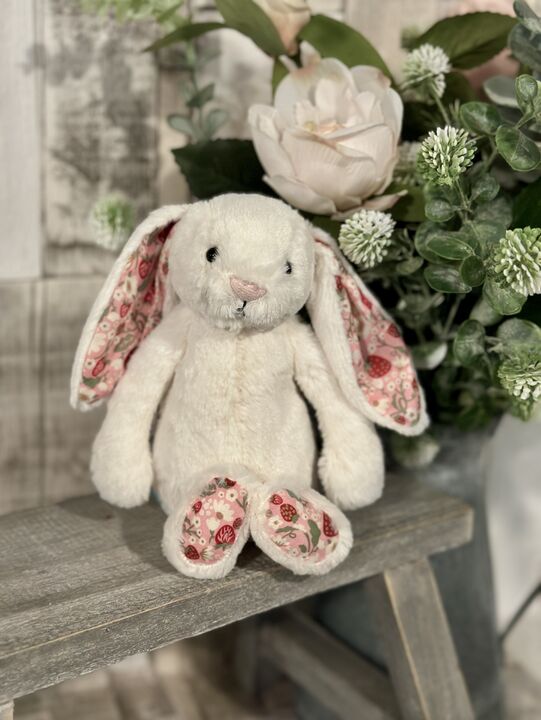 Small Blossom Cream 'Berry' Bunny