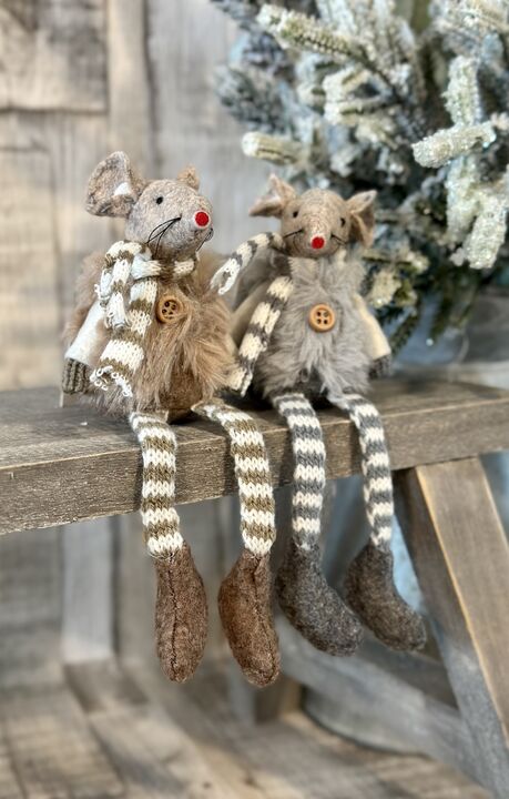 Beige/Grey Stripey Sitting Christmas Mouse