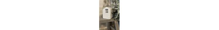  Small White Ceramic Embossed Heart House Tealight Holder