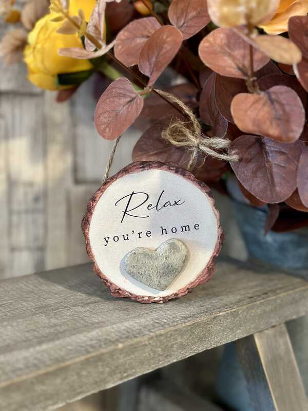 Relax Pebble Bark Hanger